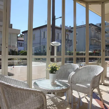 Adriatica Sul Mare Hotel