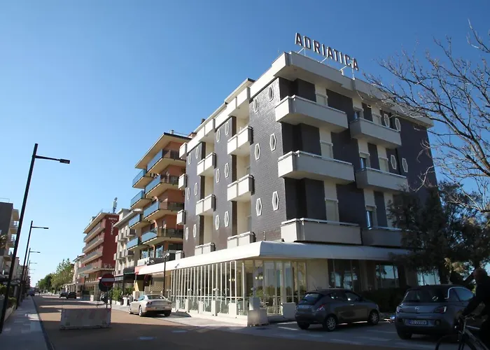Adriatica Sul Mare Hotel 3*
