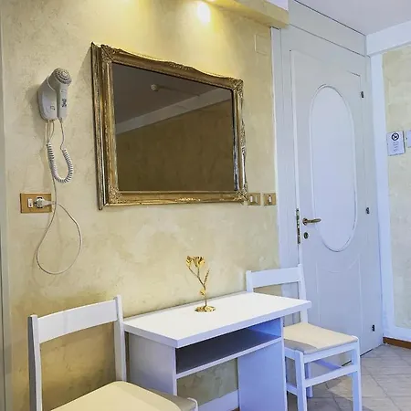 Adriatica Sul Mare Hotel 3*