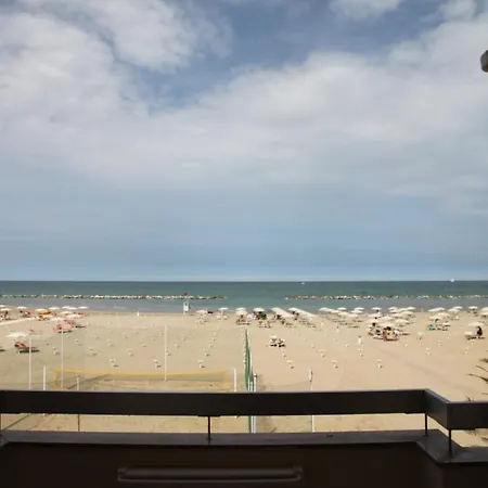 Adriatica Sul Mare Hotel