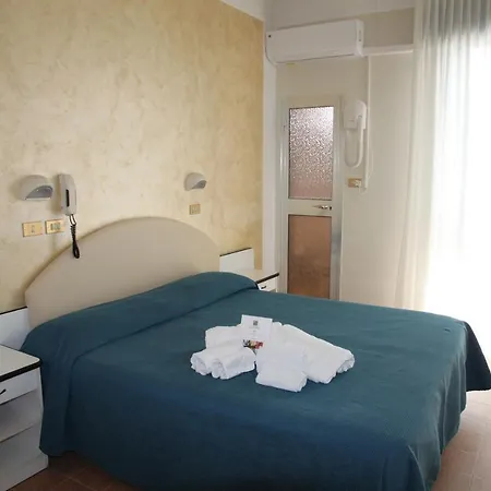 Adriatica Sul Mare 3* Rímini