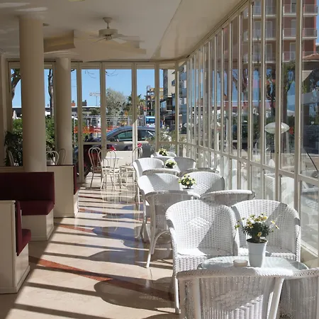 Adriatica Sul Mare 3* Rimini