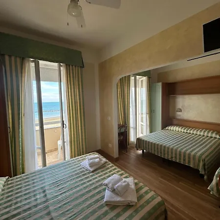 Adriatica Sul Mare Hotel