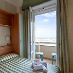 Adriatica Sul Mare Hotel