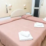 Adriatica Sul Mare Hotel 3*